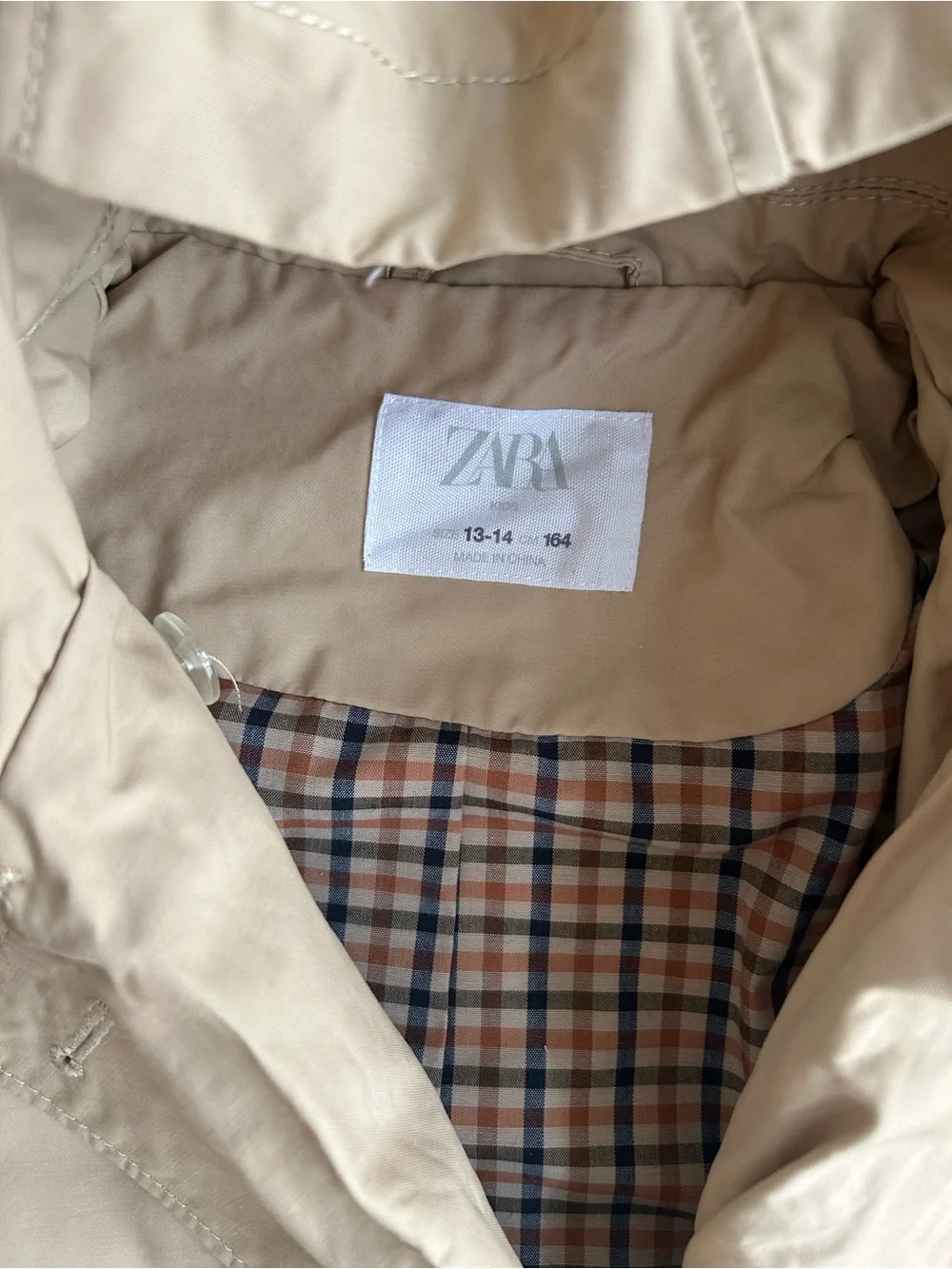 Zara Hooded Double-Breasted Trench Coat in Beige girl size 13-14